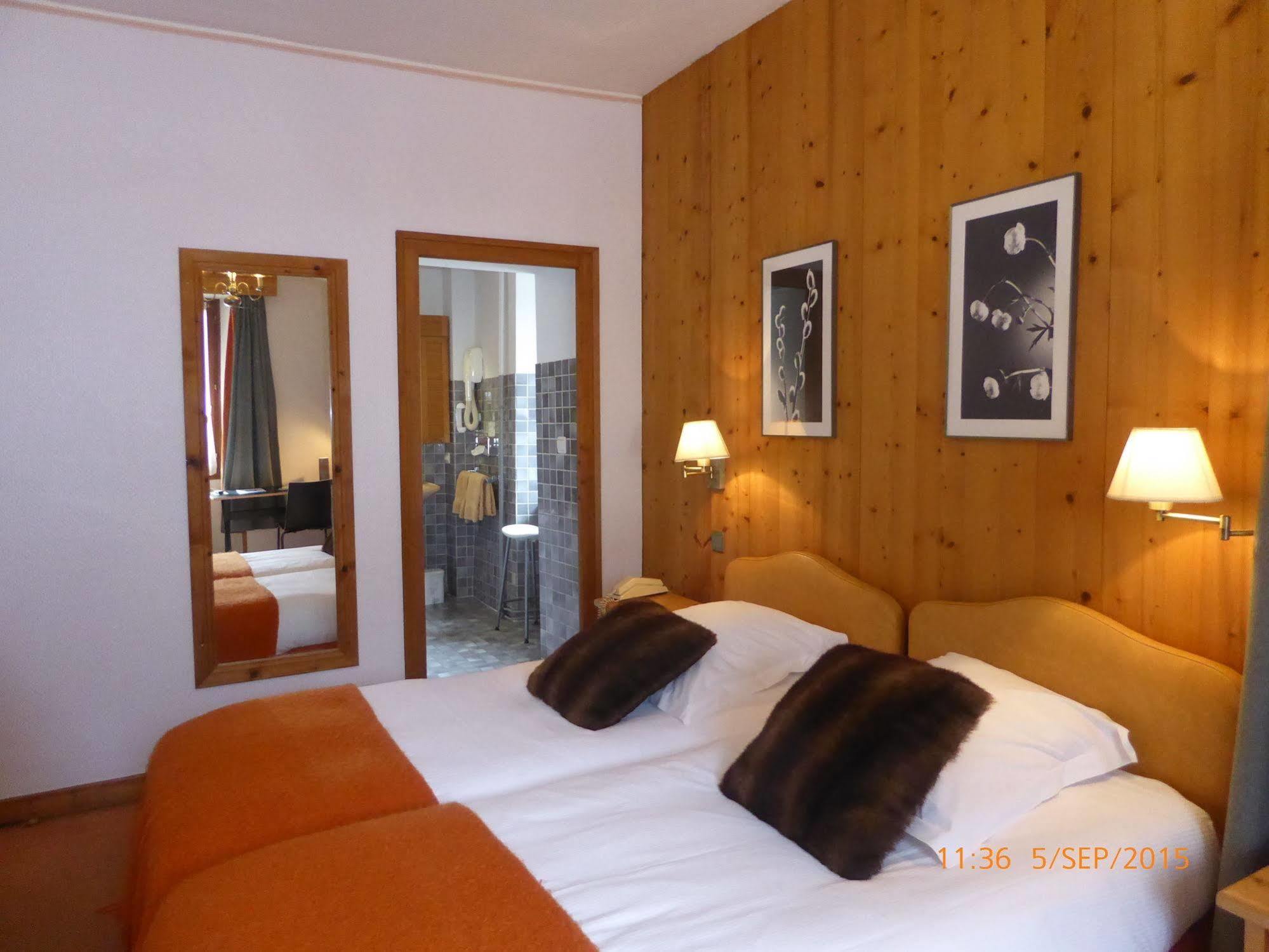 שאמוני Hotel Restaurant La Couronne מראה חיצוני תמונה