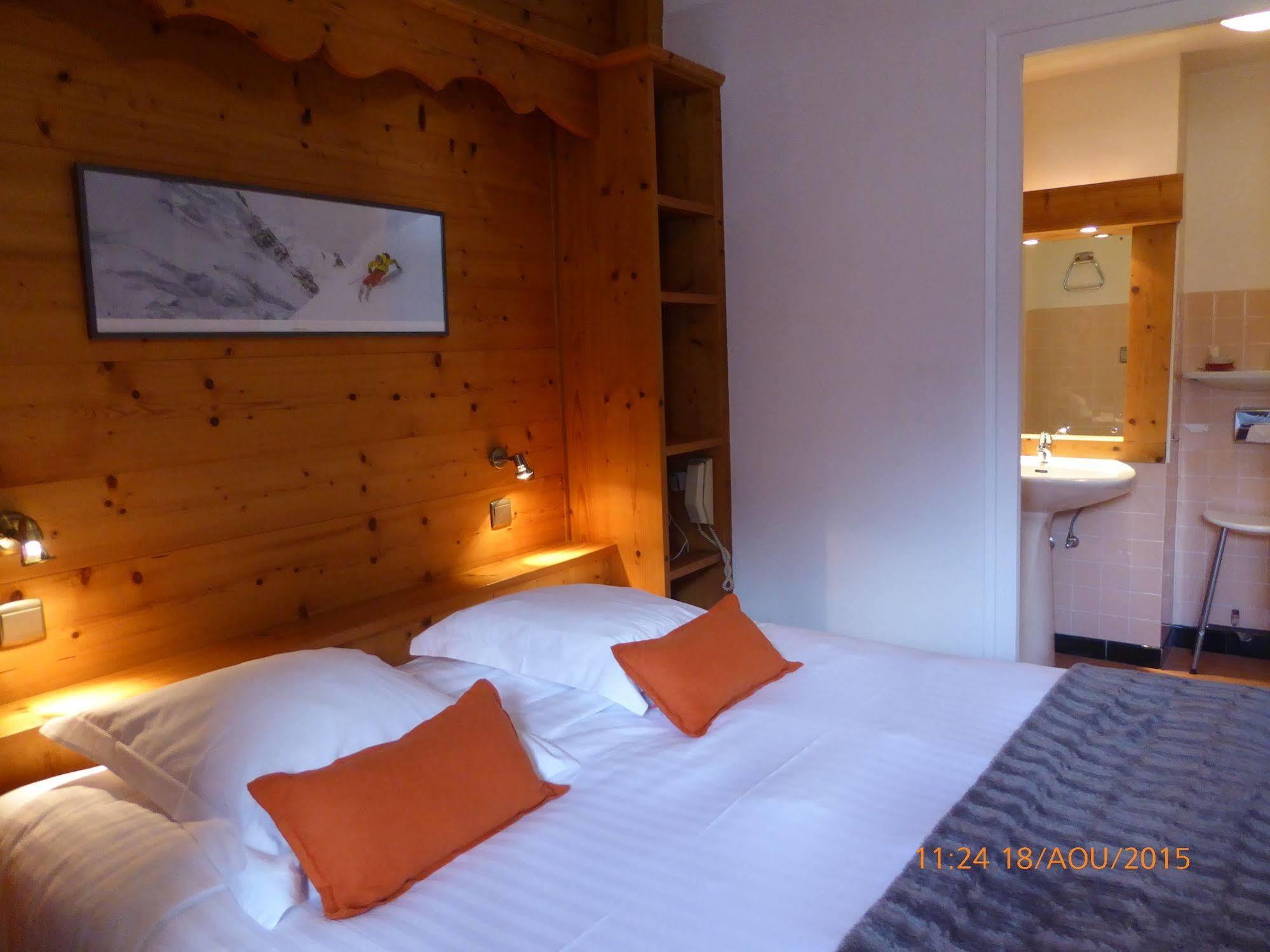 שאמוני Hotel Restaurant La Couronne מראה חיצוני תמונה